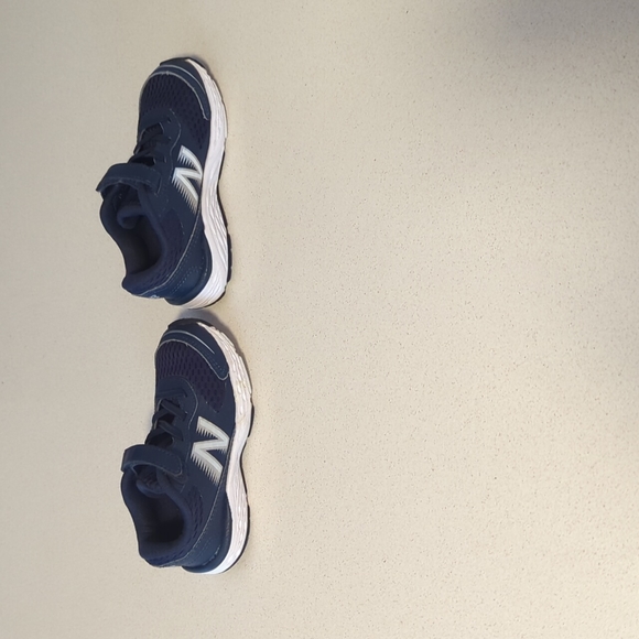 New Balance 8.5 W sneakers - Picture 3 of 5